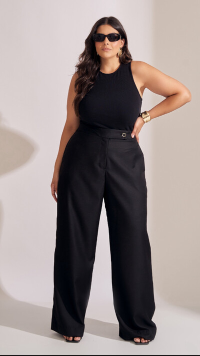 Foto calca alfaitaria com cos deslocaldo reta collab kayla