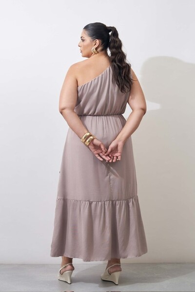 Fotovestido um ombro midi com fivela organica kayla