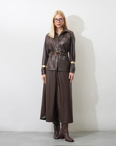 Foto camisa courino com bolso over kayla