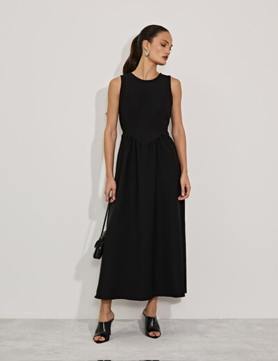 Foto vestido midi cora kayla