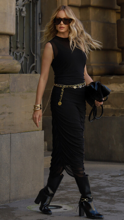 Foto pre venda vestido tule meia gola com vestido em malha por dentro duas