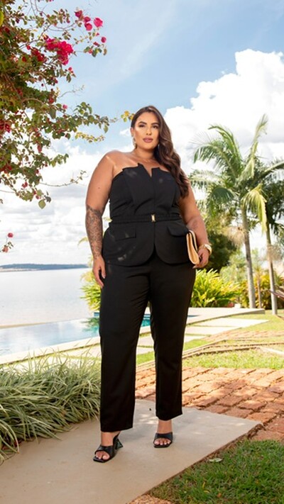 Foto pre venda conjunto tomara que caia e calca divas