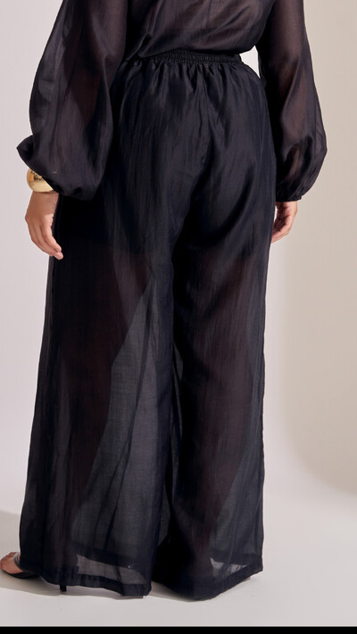 Fotocalca reta liocel forro de shorts collab kayla