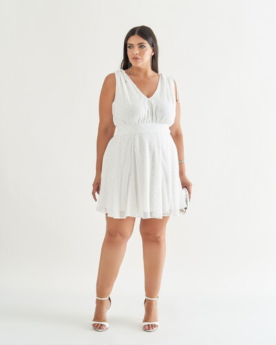 Foto vestido decote v fluido plumetis quebela