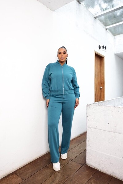 Fotojaqueta bomber moletinho soft ziper upper