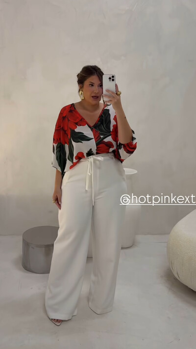 Foto blusa floral crepe hotpink