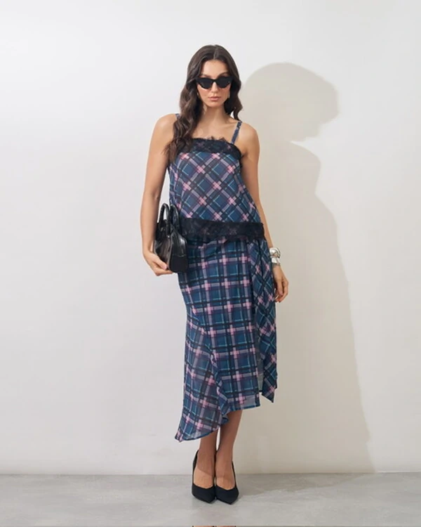 saia midi evase xadrez com renda chantily kayla