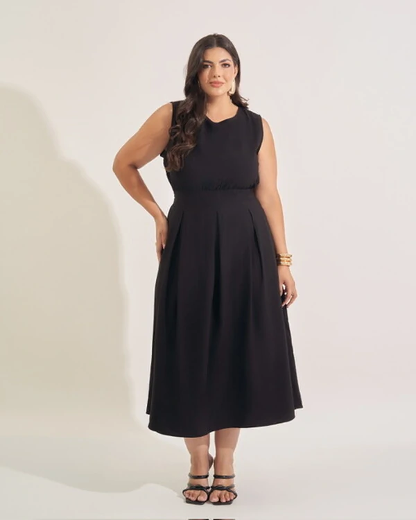 vestido decote quadrado kayla