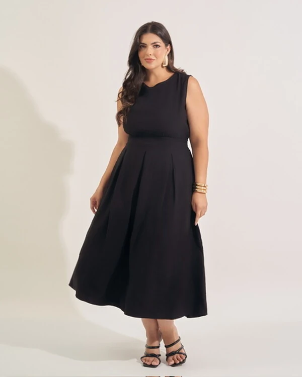 vestido decote quadrado kayla