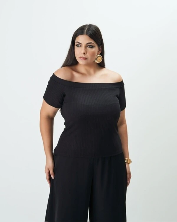 pre venda blusa cropped midi canelada quebela