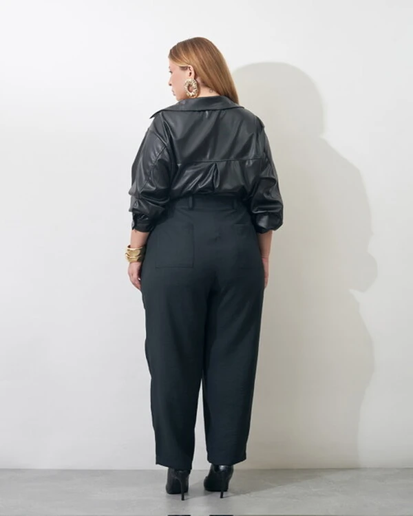 Calça alfaiataria cenoura carol kayla