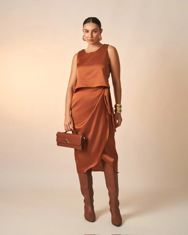 saia midi melissa acetinado poliester kayla