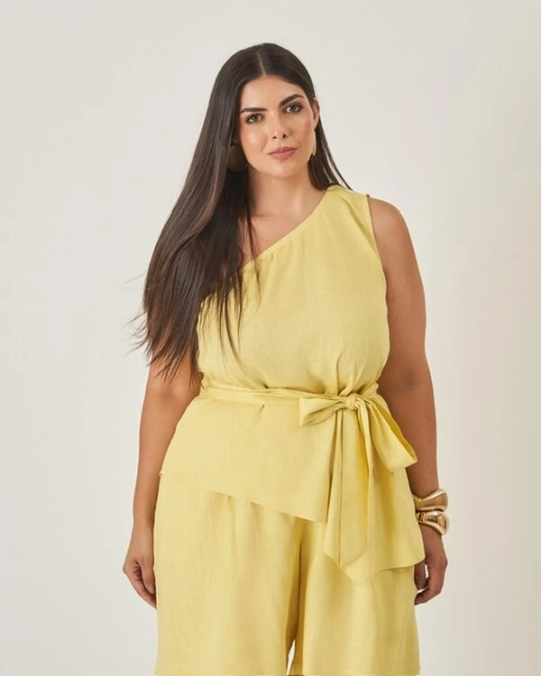blusa um ombro amber kayla