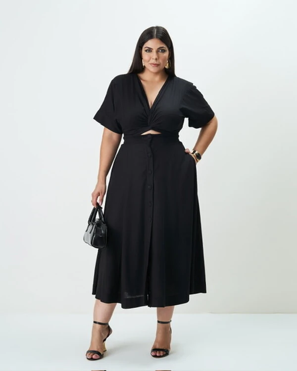 conjunto cropped nozinho + saia evase midi quebela