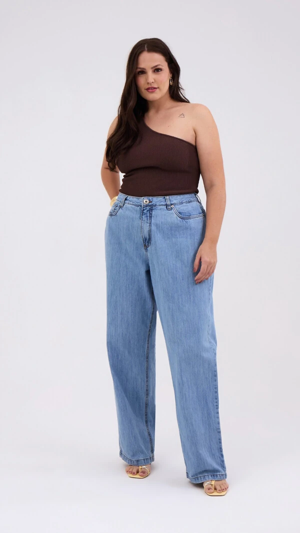 calca reta jeans feminina plus azul claro izzat