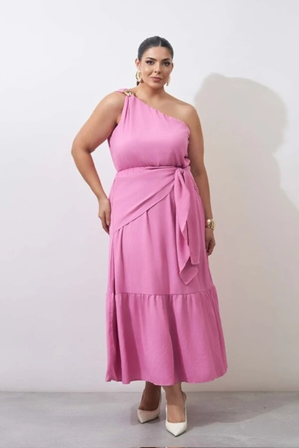 vestido um ombro midi com fivela organica kayla