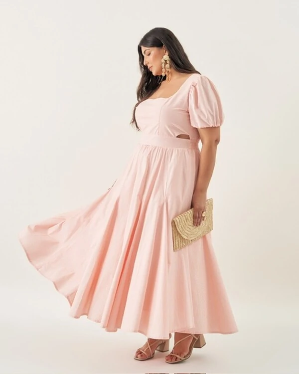 vestido midi evase cut out manga princesa quebela