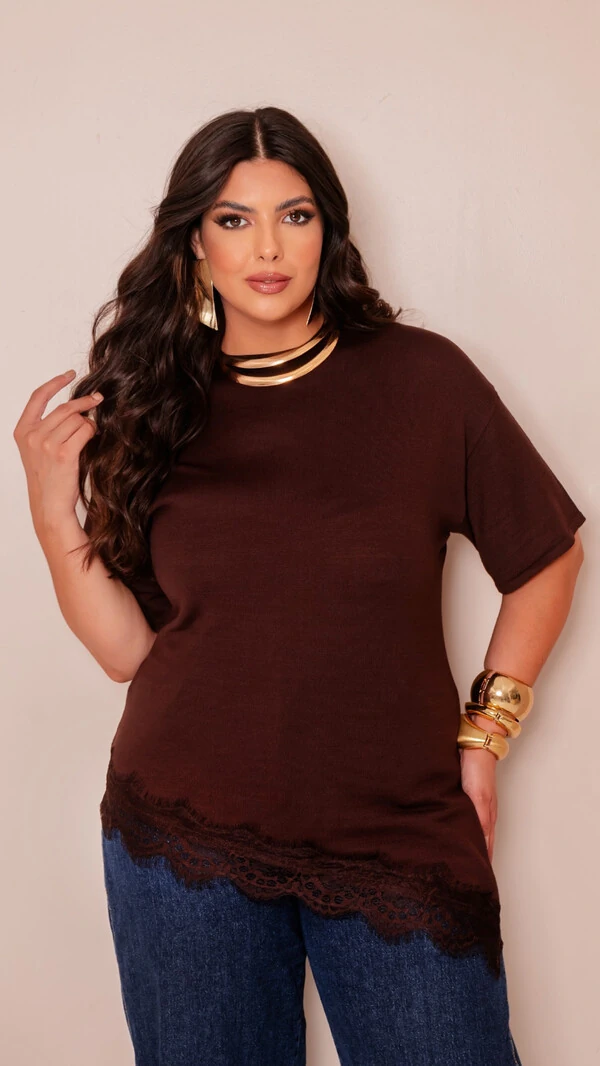 Blusa em tricot modal assimetrica com renda planet