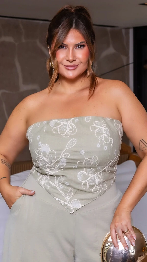 pre venda cropped bordado viscose e linho mr fr