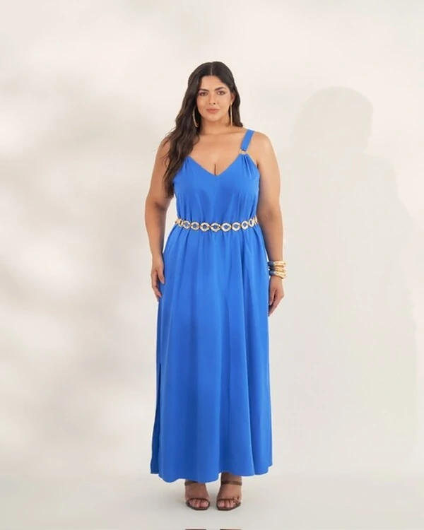 vestido longo com argolas quebela