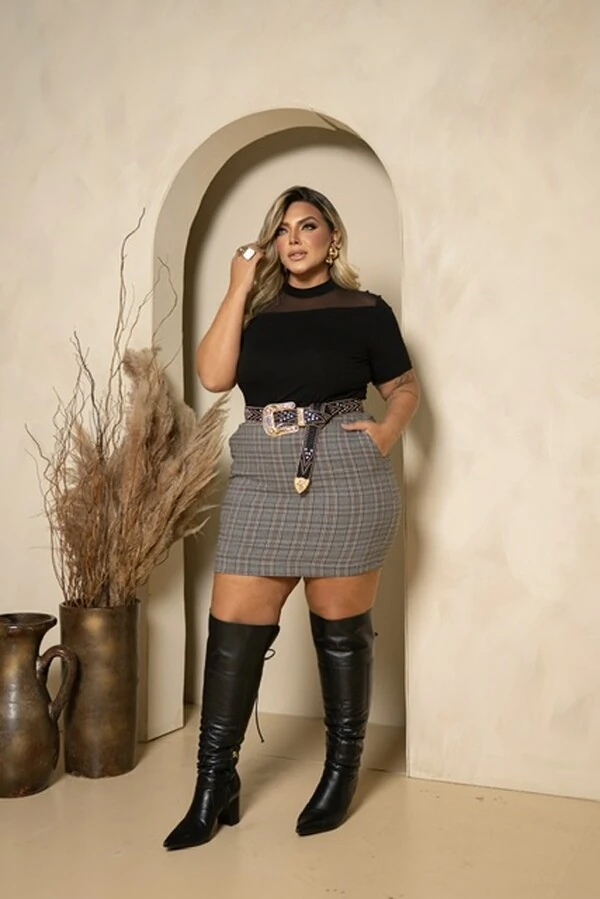 pre venda blusa malha com tule poliamida manga curta milan