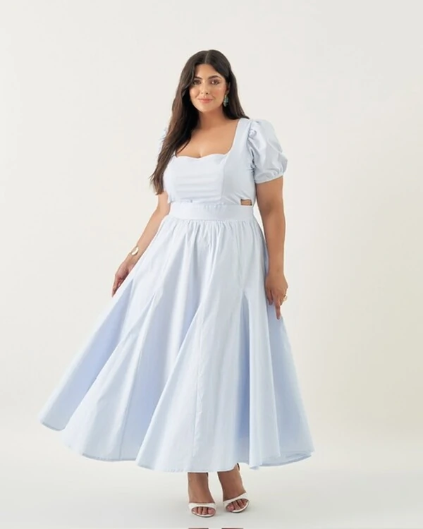 vestido midi evase cut out manga princesa quebela