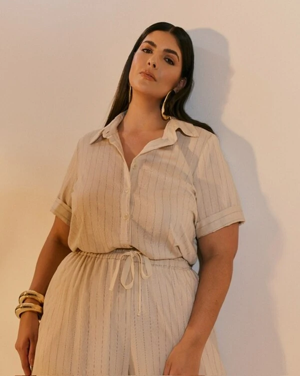 conjunto risca de giz camisa+ calca comfy e forrada 100% algodao quebela