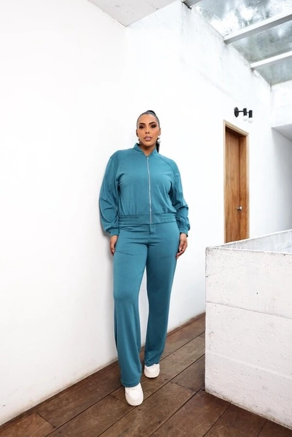 calca reta soft moletinho com amarracao frontal upper