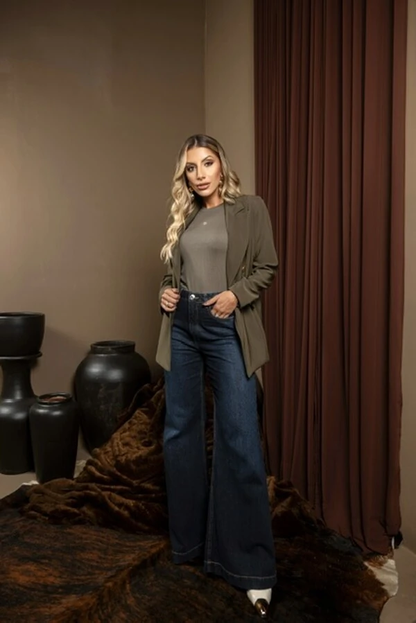 pre venda calca jeans flare divas