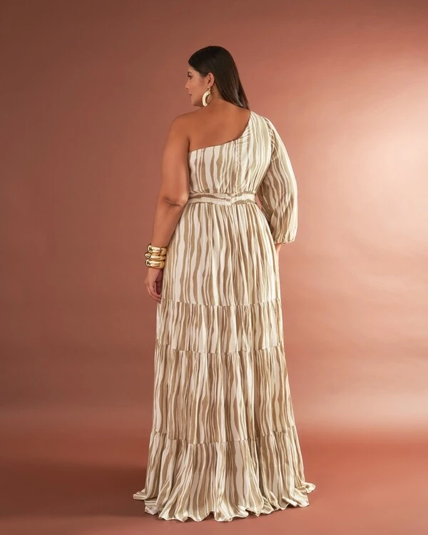 vestido um ombro preto e branco quebela