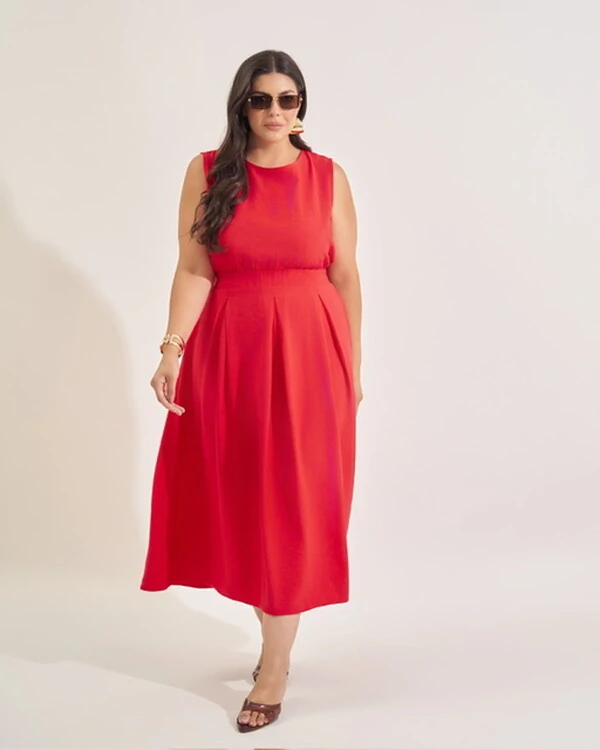 vestido decote quadrado kayla