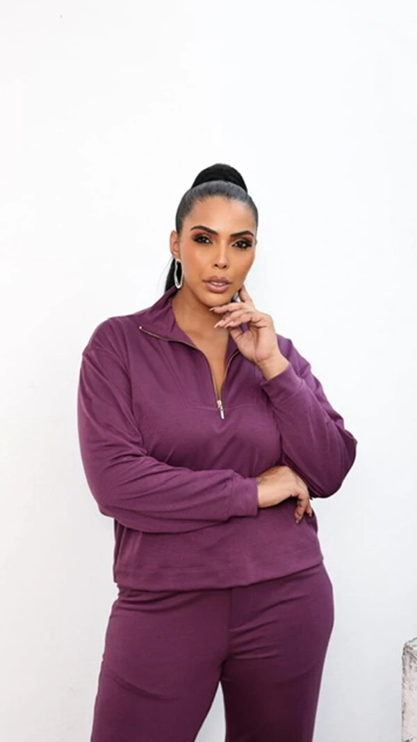 blusa soft moletinho com fechamento ziper gola upper