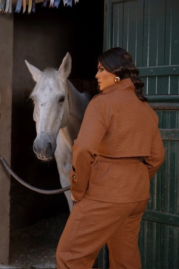 pre venda conjunto casaco com calca e martingale divas
