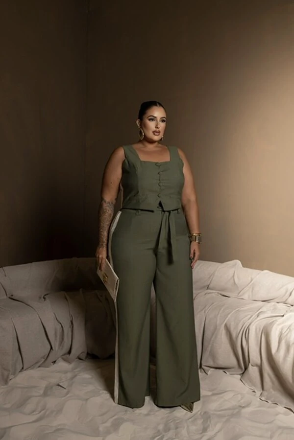 pre venda conjunto colete cropped e calca bicolor divas