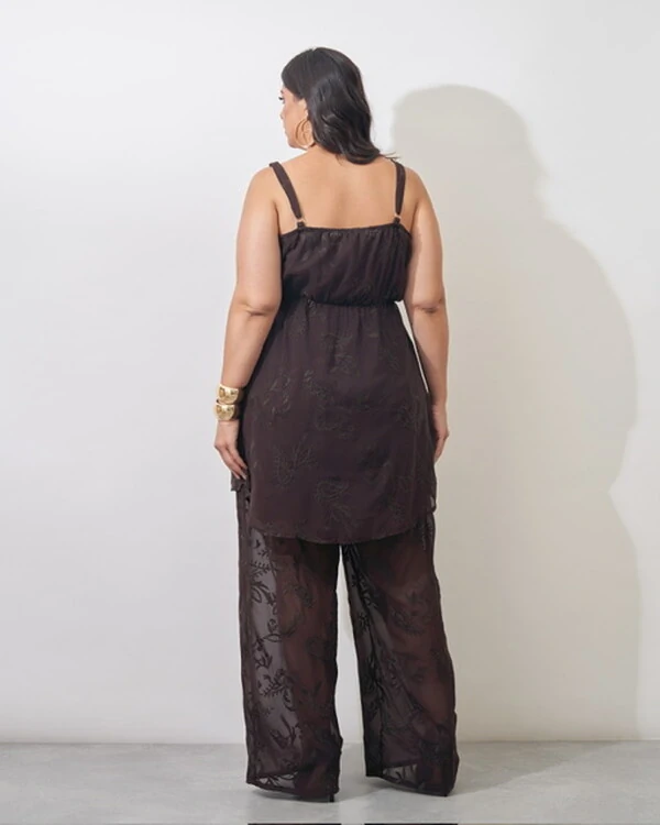 regata em crepe trabalhada com ajuste juli kayla