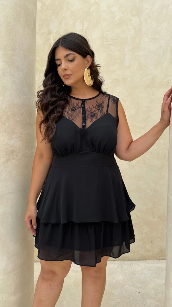 vestido renda chantily hotpink