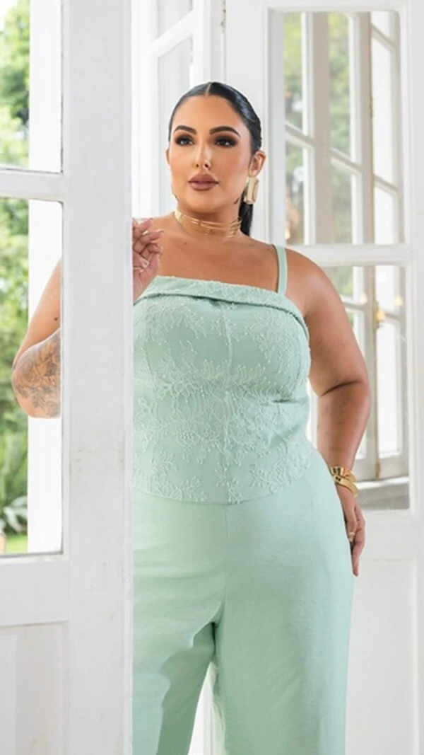 pre venda conjunto corselet em renda com pantalona divas