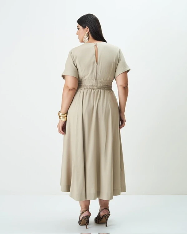 conjunto cropped nozinho + saia evase midi quebela