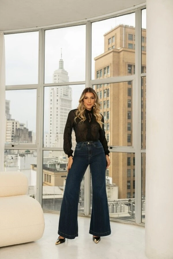 PRE VENDA blusa manga com detalhe lastex divas