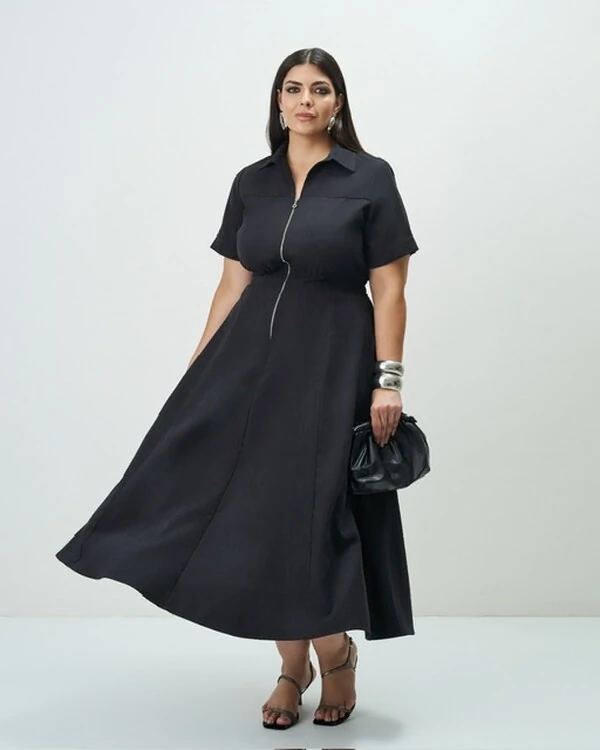 vestido evase com ziper frontal quebela