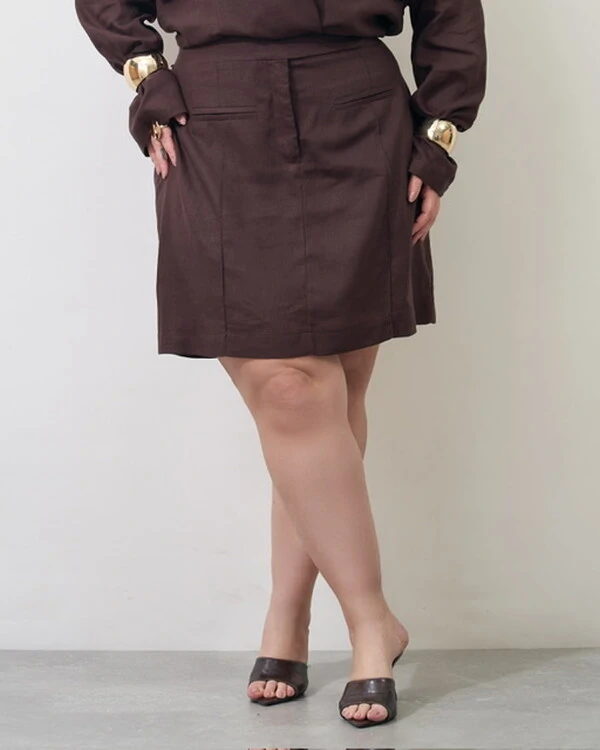 Saia alfaiataria linen meia coxa kayla