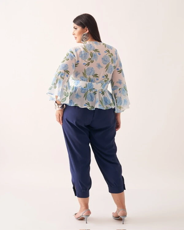 Blusa ysis crepe floral kayla