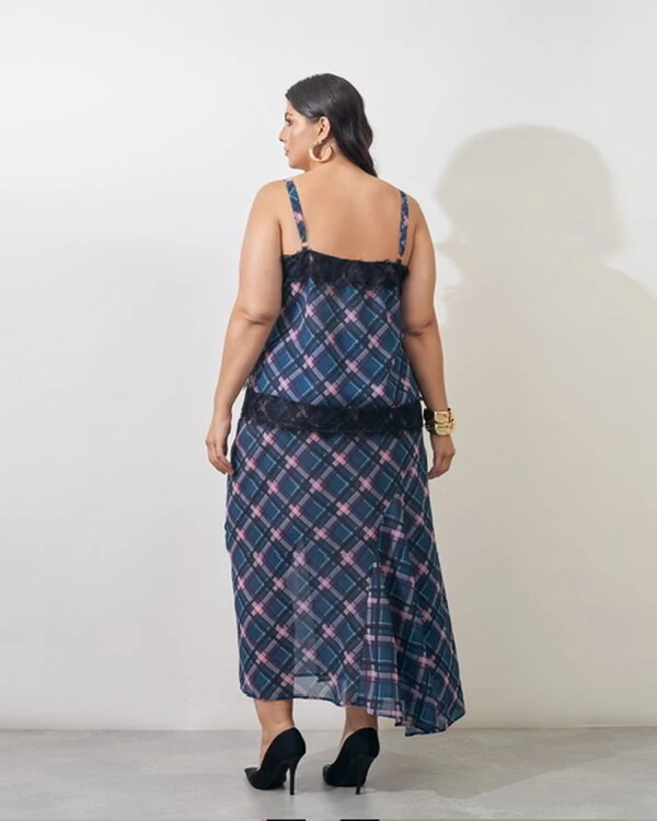 saia midi evase xadrez com renda chantily kayla