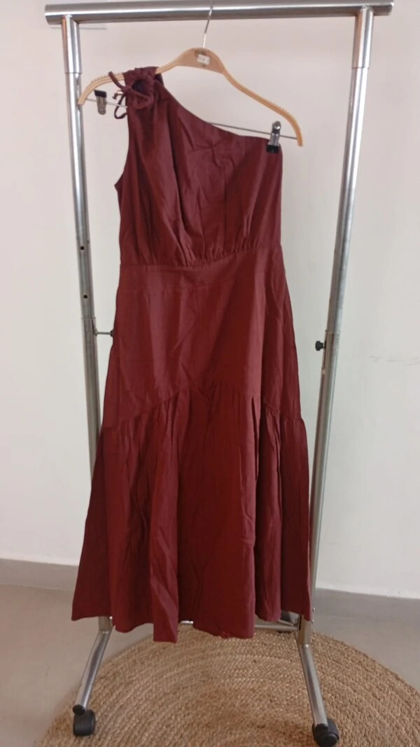 PROMO SEM TROCA Vestido detalhe quebela