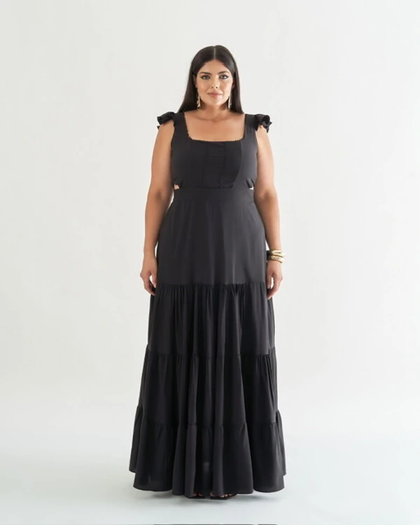 vestido longo com manga babado e cut out abaixo do busto quebela