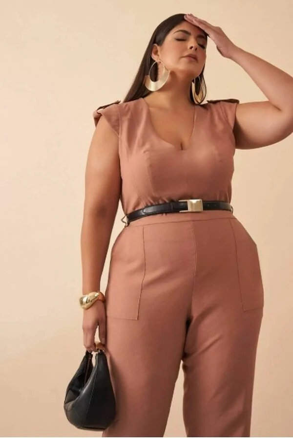 PROMO SEM TROCA Macacao mocha quebela