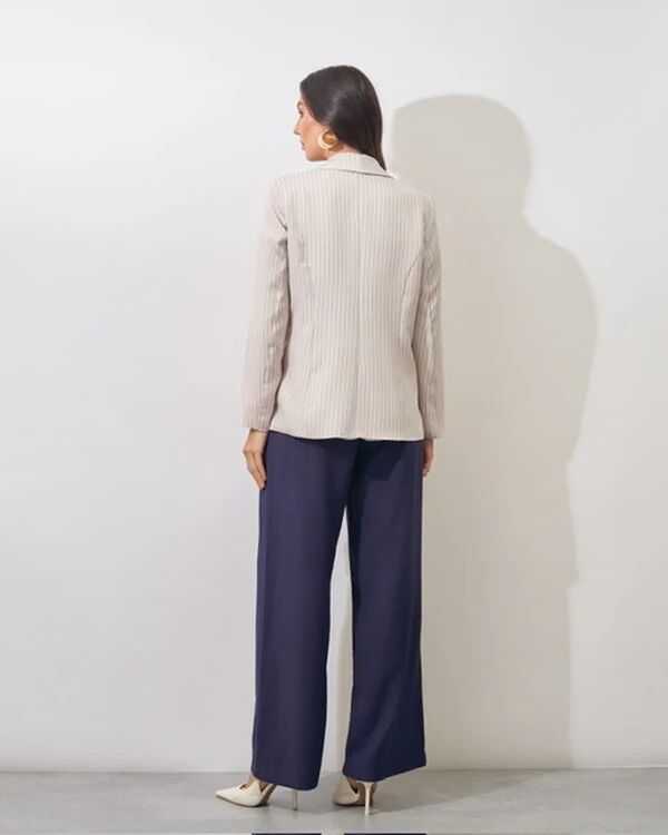 blazer risca de giz alfaiataria kayla