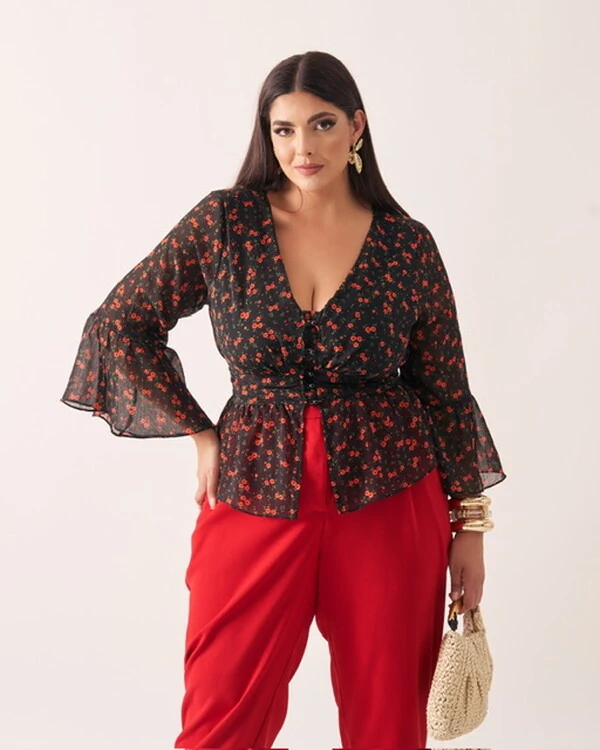 Blusa ysis crepe floral kayla