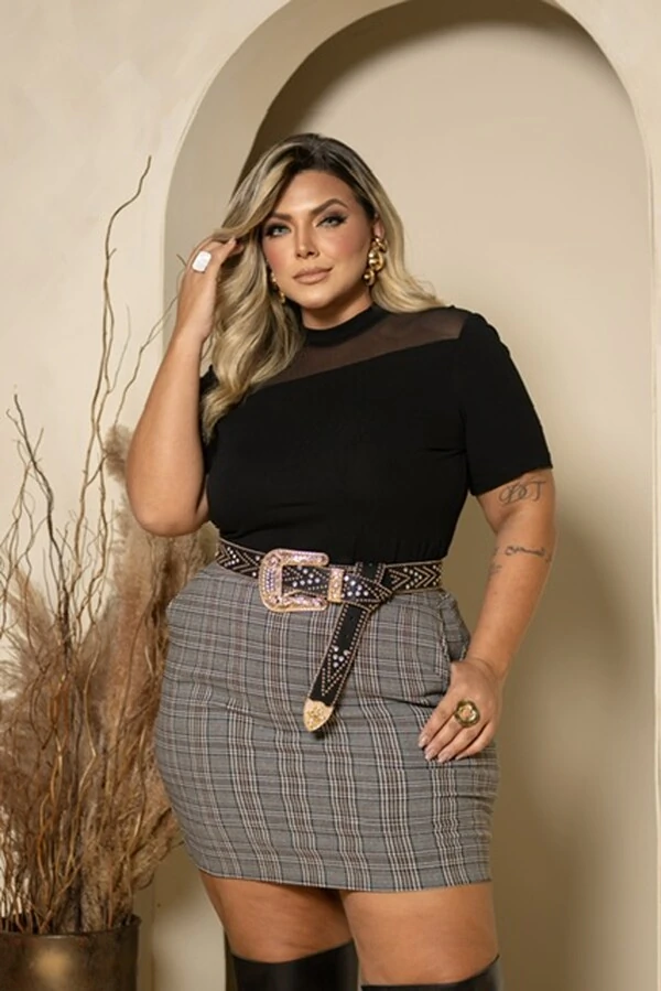 pre venda blusa malha com tule poliamida manga curta milan