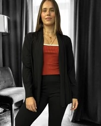 Cardigan Bossa Preguistê: O Abraço de Elegância do seu Conjunto